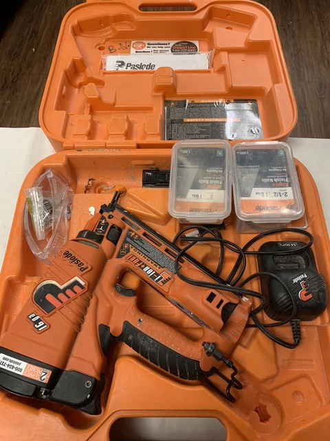 Paslode 902400 16 Gauge Angled Cordless Li-Ion Finish Nailer 7548 Paslode 902400 16 Gauge Angled Cordless Li-Ion Finish Nailer 7548
