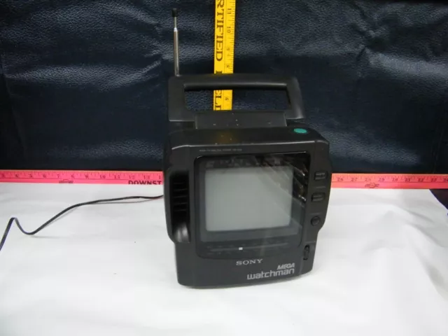 Vintage Sony FD-525 Mega Watchman Black & White TV AM/FM Radio w/Box