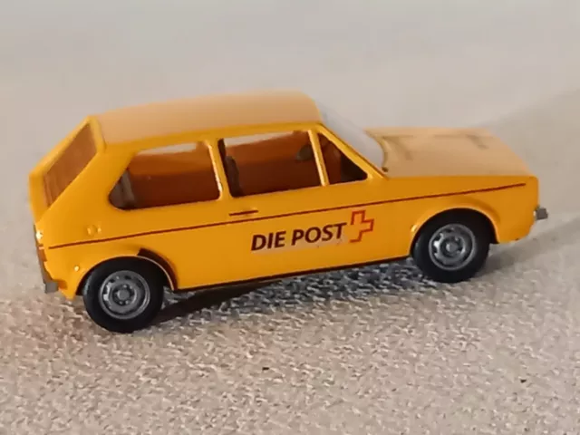 1:87  Brekina  VW Golf I    "DIE POST"  (Schweiz)