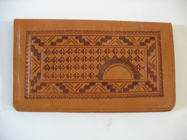 Vintage Hand Tooled GENUINE LEATHER MEXICO Checkbook Wallet excellent condition