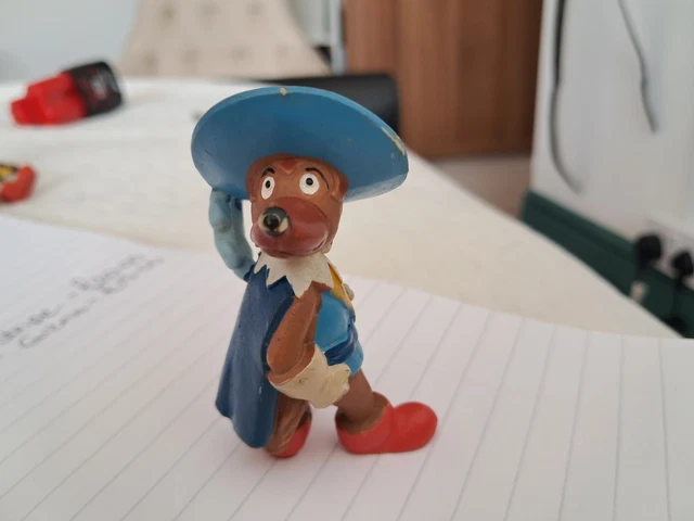 DOGOS / D'ARTACAN Y LOS 3 MOSQUEPERROS de segunda mano por 170 EUR en Torrefarrera en WALLAPOP