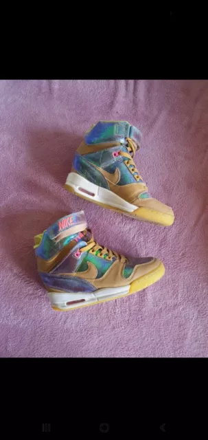 Basket compensée cheap nike air revolution
