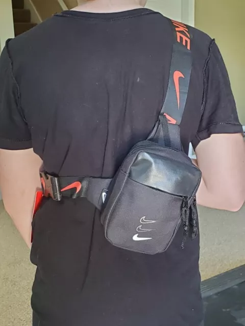 Nike Unisex Sling Bag Backpack NWT School Festival Travel Bag