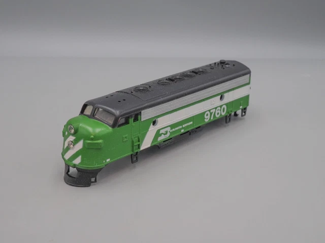 Athearn HO-Scale Burlington Northern EMD F7A Diesel Locomotive #9760 (Shell)