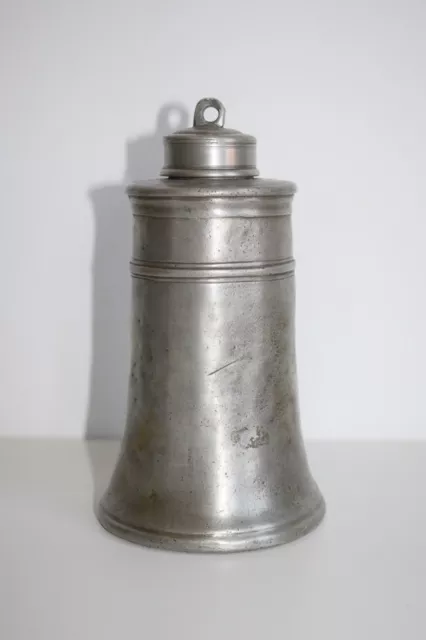 Antike Flasche Behälter aus Zinn mit Schraubverschluss punziert 1760, Höhe 21 cm