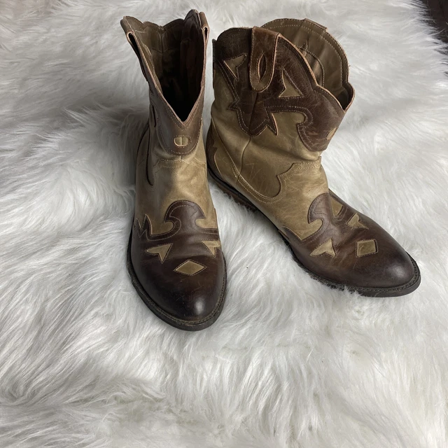 Reba Womens Sz 7 1/2 Cowboy Boots