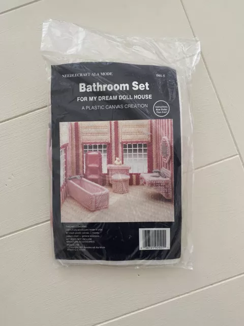 Needlecraft Ala Mode BATHROOM SET Plastic Canvas Kit DH-5 My Dream Doll House