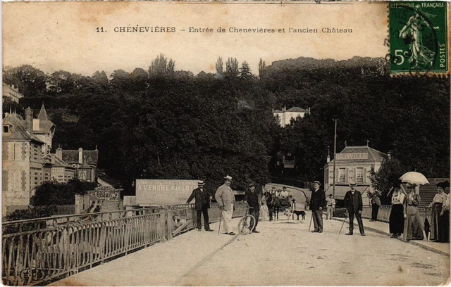 CPA AK Chennevieres Entree de Chennevieres et l'Ancien Chateau FRANCE (1282467)