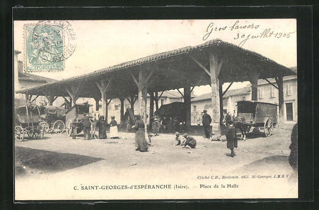 CPA Saint-Georges-d´Espéranche, Place de la Halle 1905