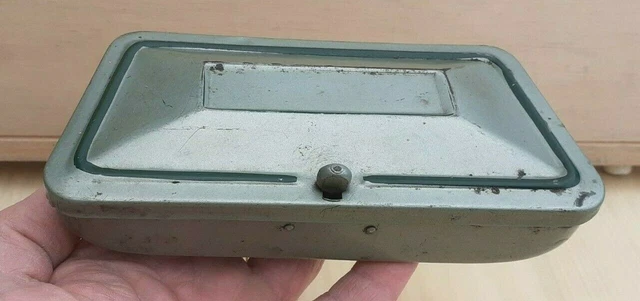 Ancienne Boîte à Outils En Fer – Trousse Vintage Pour Vélo, Mobylette, Moto