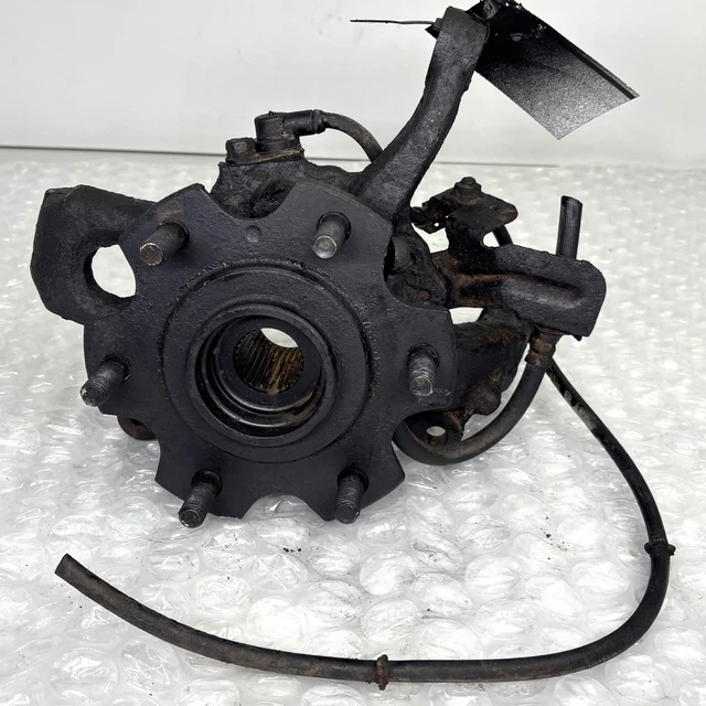 thumbnail image 2 of JPL Front Left Steering Knuckle For Mitsubishi Pajero / Shogun MK3 3.2 DID 2000-2006 2 of 5