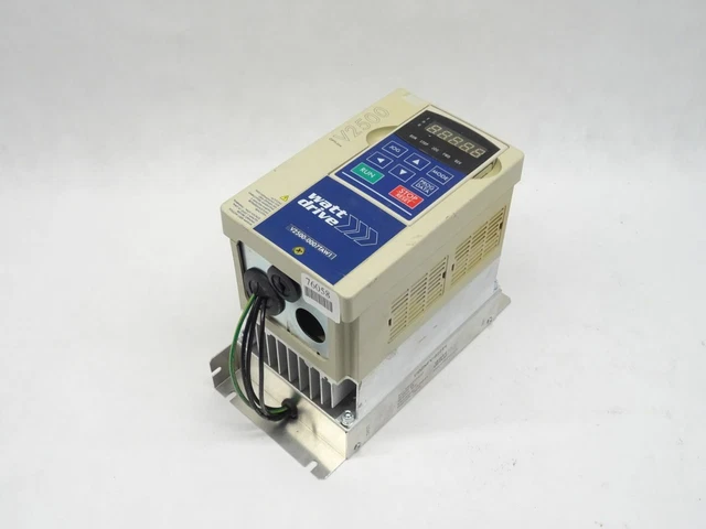 Watt Drive V2500-007TAW1 +UDZNFV-022T1 Frequency Converter 0,75kW Inverter