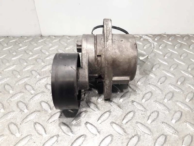 galet tendeur pour MERCEDES-BENZ CLASE C 220 DI (202.133) 1995 5685666