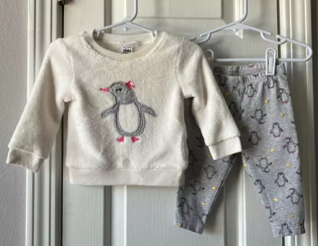 Girls Child Of Mine Carters 2 Pc. Furry Long Sleeve Penquin & Pants Size 6-9 M