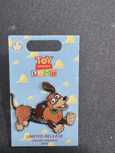 Loungefly Toy Story Land Grand Opening Slinky Dog Disney Pin New on Card