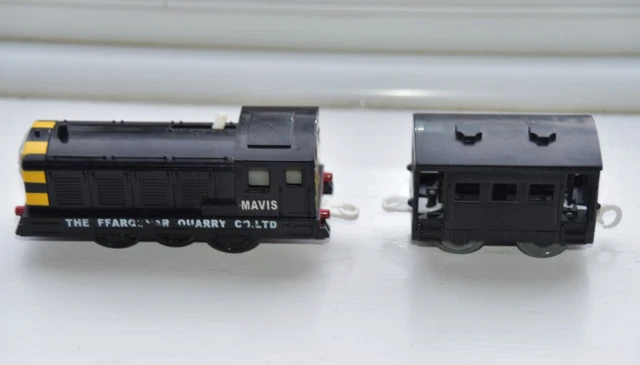 THOMAS TRACKMASTER REAL Steam Thomas Train battery operated Old