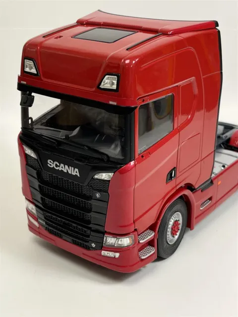 Scania 580S Highline 2021 Rouge 1:24 Echelle Solido 2400302 2