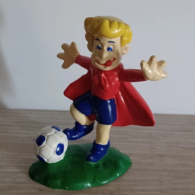 FIGURINE ANCIENNE STARLUX PLASTIQUE JOUEUR DE FOOTBALL ROUGE ET BLANC N° 1