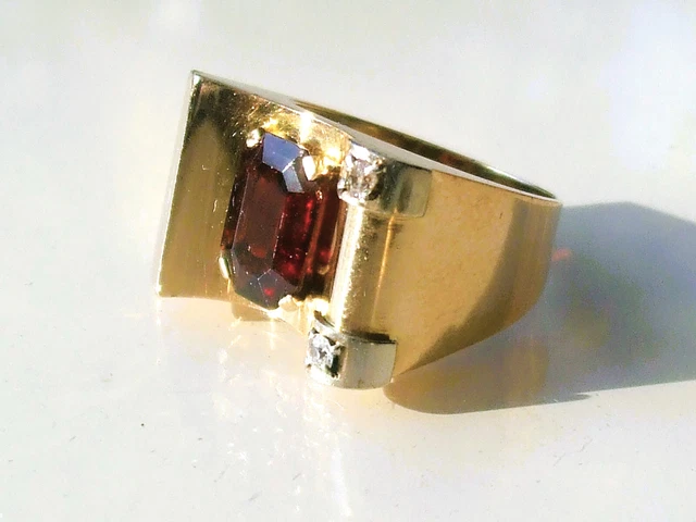 Bague Ancienne Style Tank En Or 18K (750) - Grenat Rouge Et Diamant - Taille 58 - Années 1940