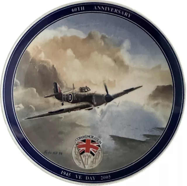 Wedgwood WW2  VE Day 60 year anniversary Commemorative Plate Daily Mail 2005