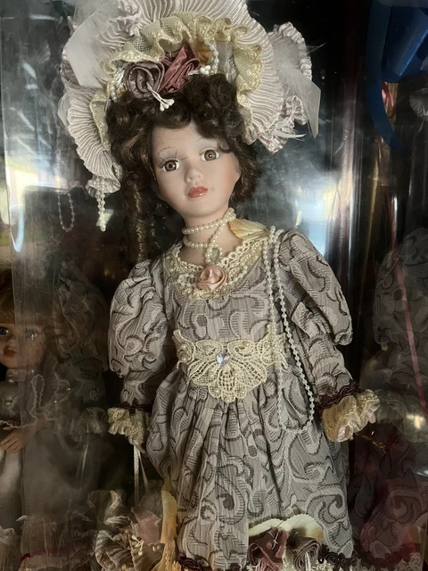 porcelain dolls collectible