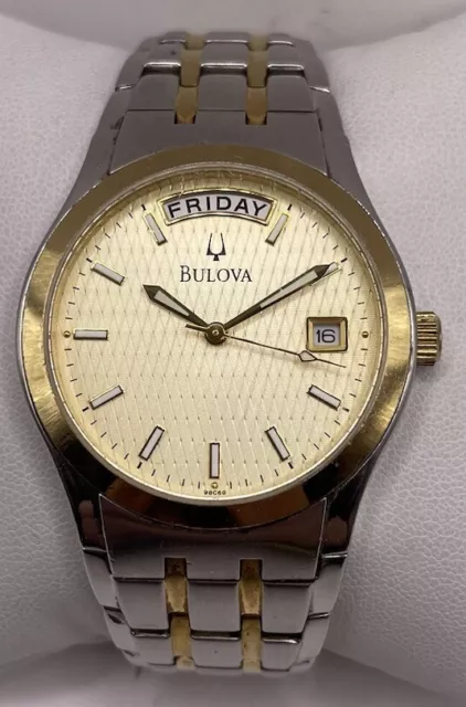 OROLOGIO BULOVA C960603 Unisex Bicolore Giorno data 36 mm Taglia Media VO EUR 90 18 PicClick IT
