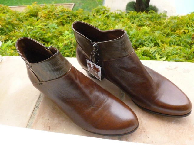 Bottines  Cuir Fauve Avec Revers Talon Zip Interieur T.39 Neuves Avec Etiquette
