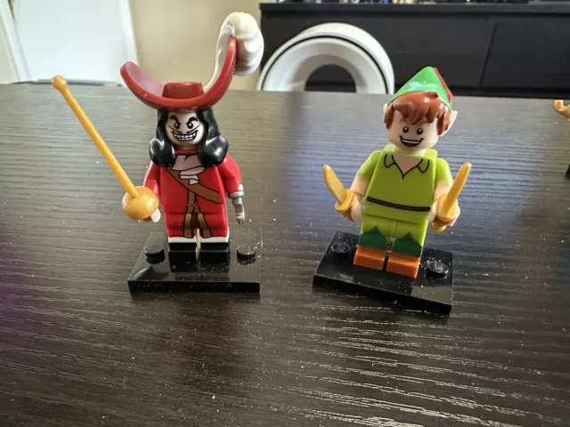 LEGO Disney 71012 Series 1 Minifigures Peter Pan And Captain Hook