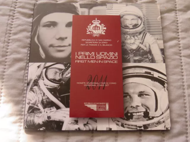 San Marino / Coffret Bu 2011 + 5 Euro Argent / First Men In Space