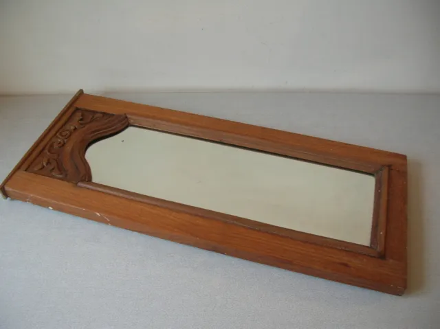 Ancien miroir glace en verre biseauté et cadre en bois de 58 cm x 25,8 cm