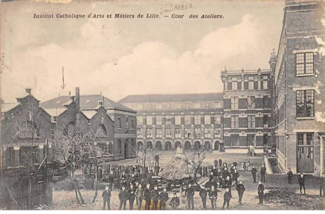 59 - LILLE - SAN30751 - Institut Catholique d'Arts et Métiers de Lille - Cour