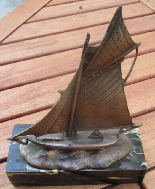 Altes Messing Segelschiff / Schiff auf Marmorsockel ca.5x12x15 cm