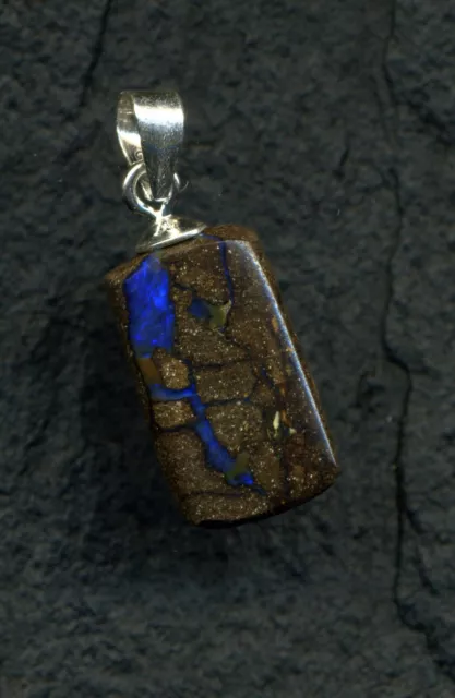 N°272- Pendentif Pendentif d'Opale Boulder d'Australie (Queensland ) de 7,25 ct