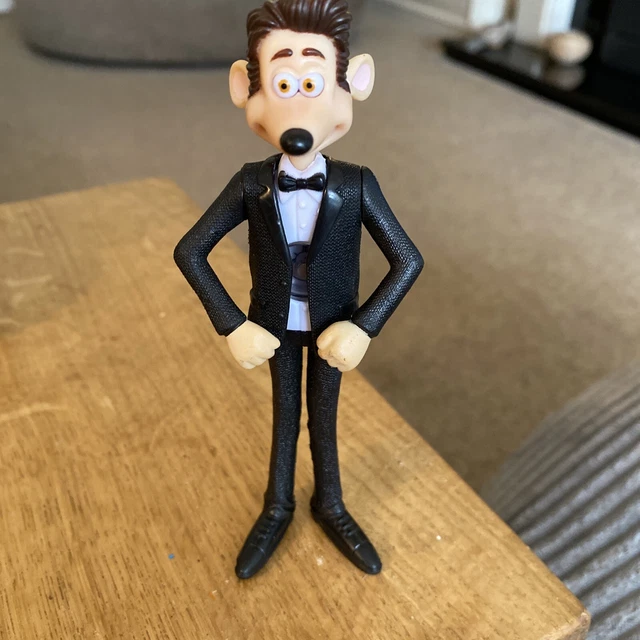 FLUSHED AWAY RODDY Rat McDonalds Compass Toy Figure 5" Aardman 2006