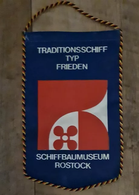 Wimpel Traditionsschiff Typ Frieden Schiffsbaumuseum Rostock