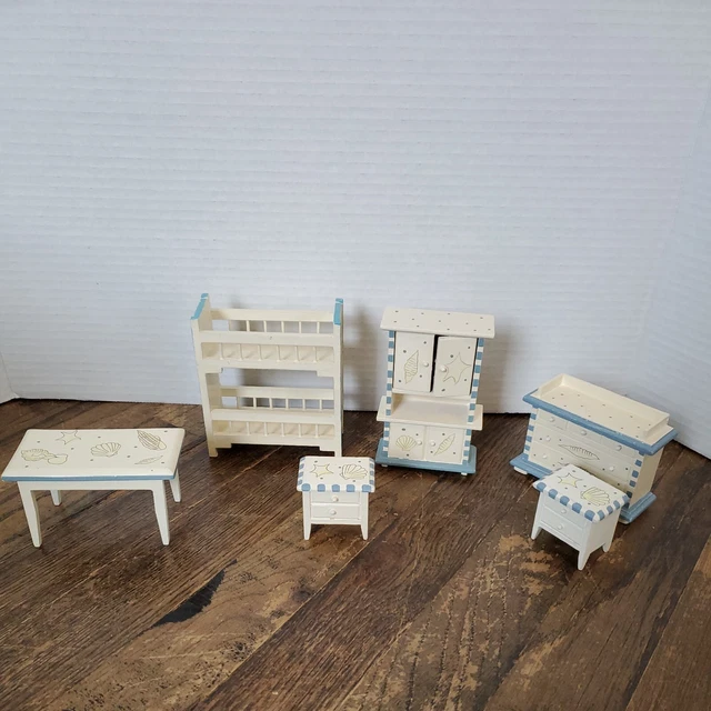 Dollhouse Furniture 1:12 Scale Beach House Theme Shells Bedroom Furniture Lot Dollhouse Furniture 1:12 Scale Beach House Theme Shells Bedroom Furniture Lot