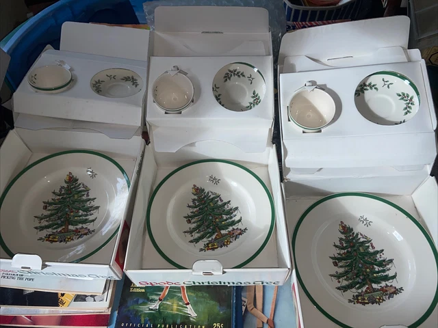 Spode Christmas Tree Buffet Set in Box England
