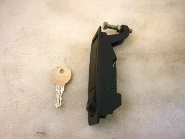 Southco Compression Latch Replacement Flush Lever Adjustable w/key, pn C2-32-25