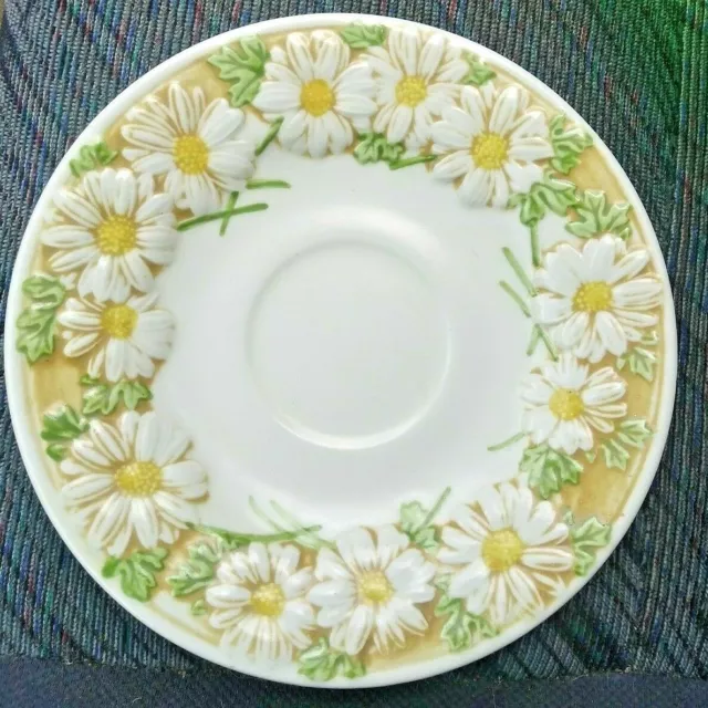 Lot 5 METLOX Poppytrail Sculptured Daisy china Replacement 6-1/4" Saucer Vintage