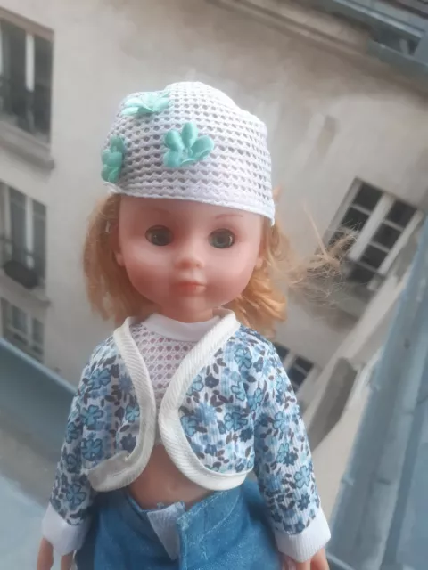 Poupée vintage . Old doll vintage