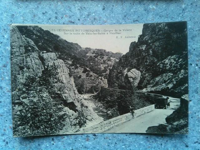 Cpa Ardèche 07  Gorges De La Volane Sur La Route De Vals Les Bains À Mézilhac