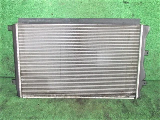 VOLKSWAGEN JETTA 2008 ABA-1KCAV Radiatore 1K0 121 251 AT [Usato] [PA6988212]