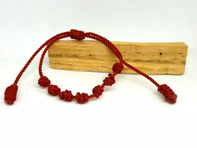 Pulsera roja de 7 nudos de buena suerte " Hilo  nº18 "  + Palo Santo