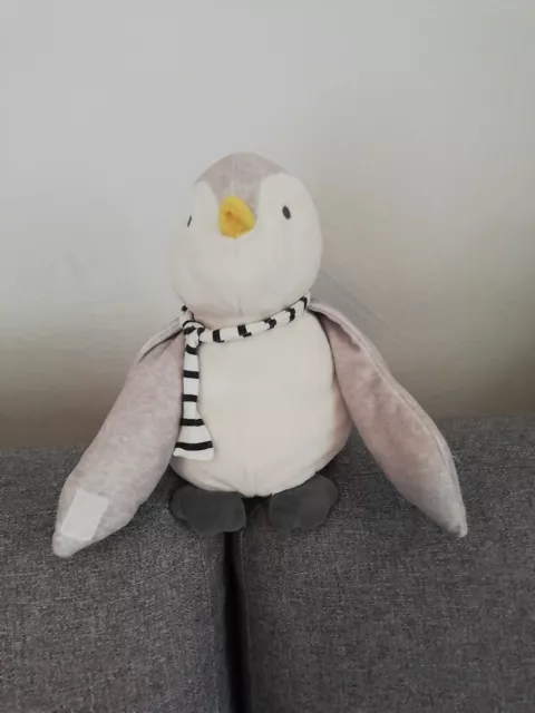 O Doudou Peluche Obaibi Okaidi OB Pingouin Blanc Gris Écharpe Rayé Scratch