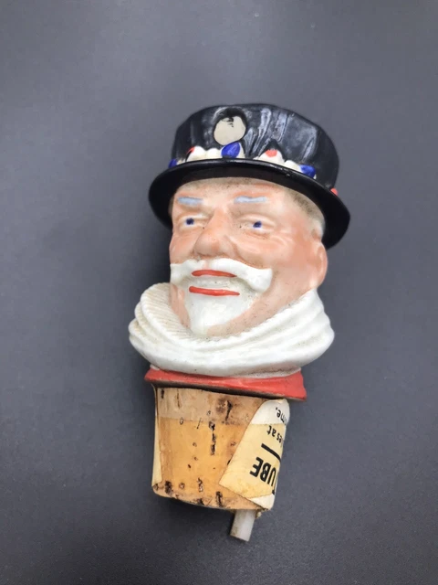Beefeater Gin Ceramic Bottle Pourer Stopper WADE England Vintage Bottle Topper