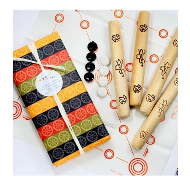 Korean Traditional Board Game Yut Nori Set