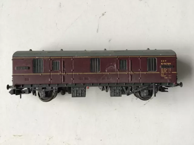 N Gauge Bachmann Parcel  Car