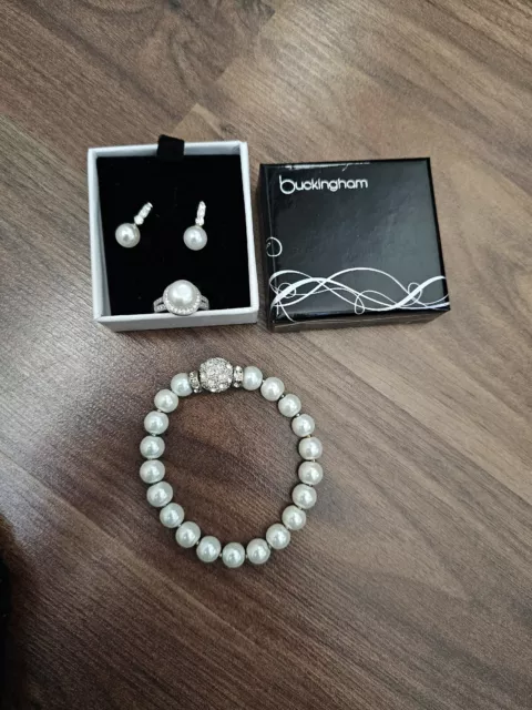BUCKINGHAM JEWELLERY SET 16.00 PicClick UK