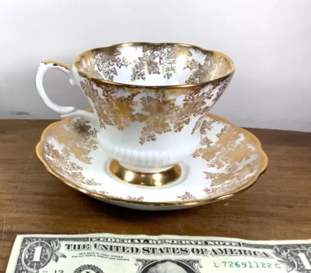 Royal Albert Tea Cup Bone China Gold