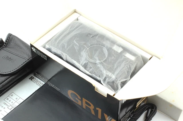 [MINT+++ in Case Box] Ricoh GR1V Black 35mm Point & Shoot Film Camera from JAPAN